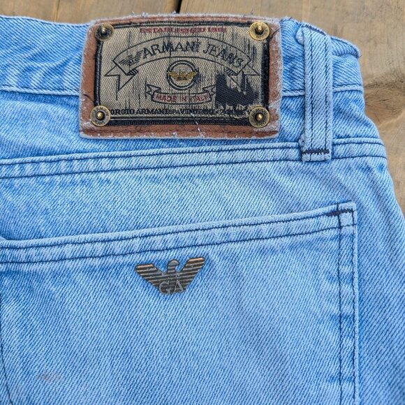Vintage Armani Jeans Light Wash High Waisted Denim Tapered Leg Jeans Size 38 - Picture 14 of 15